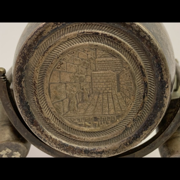 VINTAGE SILVERPLATE JEWISH WINE BARREL W/6 CUPS - Picture 3 of 12